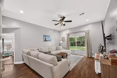 720 Springwood Drive, Conroe, TX 77385 - Photo 15