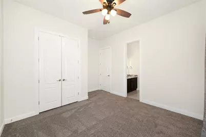 10243 S Goshawk Trail, Conroe, TX 77385 - Photo 25