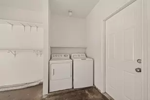 8097 El Mundo St, Houston, TX 77054 - Photo 35