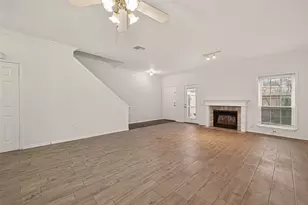 8097 El Mundo St, Houston, TX 77054 - Photo 5