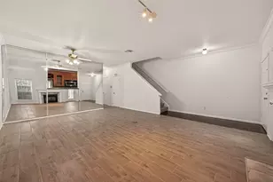 8097 El Mundo St, Houston, TX 77054 - Photo 9