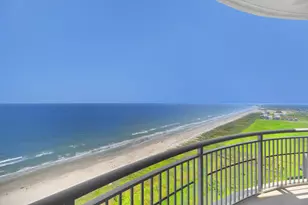 801 E Beach Dr, Galveston, TX 77550 - Photo 5