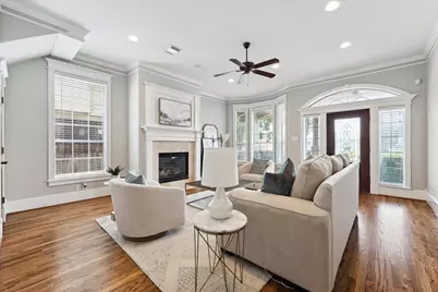 809 W 20th Street, Houston, TX 77008 - Photo 11