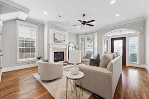 809 W 20th St, Houston, TX 77008 - Photo 11