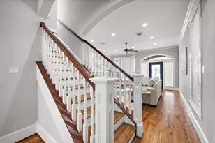 809 W 20th St, Houston, TX 77008 - Photo 13