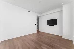 2323 W Main St, Houston, TX 77098 - Photo 25