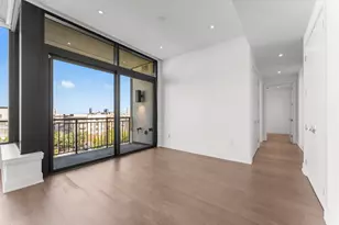 2323 W Main St, Houston, TX 77098 - Photo 9