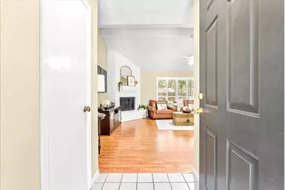 904 Sandringham Drive, Friendswood, TX 77546 - Photo 7