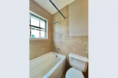 509 Dwyer Street, Angleton, TX 77515 - Photo 21