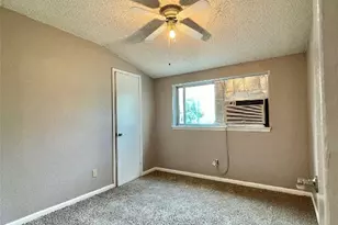 509 Dwyer St, Angleton, TX 77515 - Photo 23