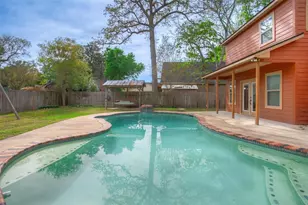 2010 Ave N 1/2, Huntsville, TX 77340 - Photo 33