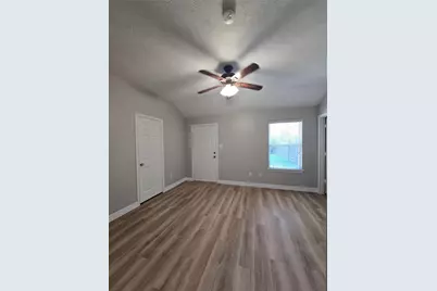 1043 Mann Road #A, Conroe, TX 77303 - Photo 9