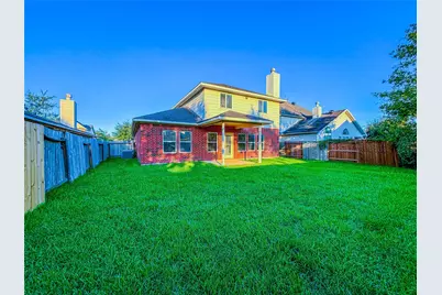 6023 Indian Creek, Missouri City, TX 77459 - Photo 15