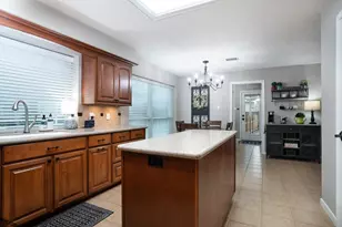 7202 Starbridge Dr, Houston, TX 77095 - Photo 11
