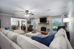 7202 Starbridge Dr, Houston, TX 77095 - Photo 11