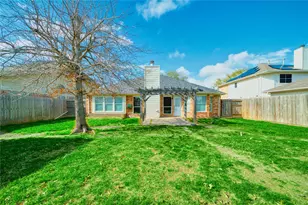 1527 Country Club Cove Dr, Baytown, TX 77521 - Photo 29