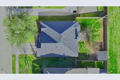 1527 Country Club Cove Dr, Baytown, TX 77521 - Photo 31