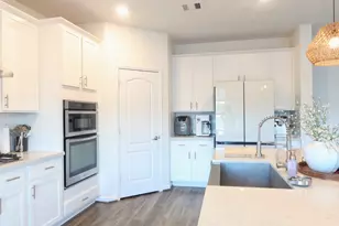 3705 Eastbury Ln, Pearland, TX 77584 - Photo 7