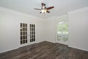 705 Eagle Lakes Dr, Friendswood, TX 77546 - Photo 7