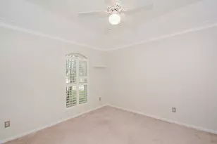 705 Eagle Lakes Dr, Friendswood, TX 77546 - Photo 21