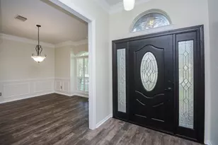705 Eagle Lakes Dr, Friendswood, TX 77546 - Photo 3