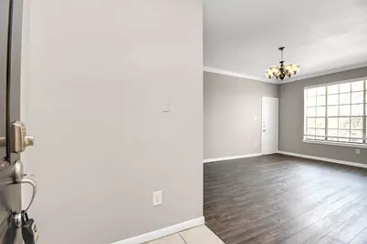 2255 Braeswood Park Drive #102, Houston, TX 77030 - Photo 5