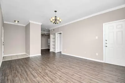 2255 Braeswood Park Drive #102, Houston, TX 77030 - Photo 7