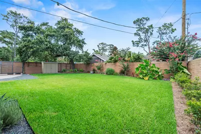 1754 Conrad Sauer Drive, Houston, TX 77043 - Photo 27