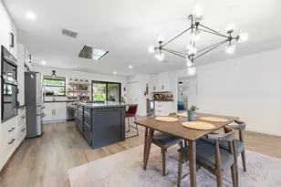 1754 Conrad Sauer Dr, Houston, TX 77043 - Photo 5