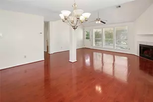 6606 Grand Haven Dr, Houston, TX 77088 - Photo 9