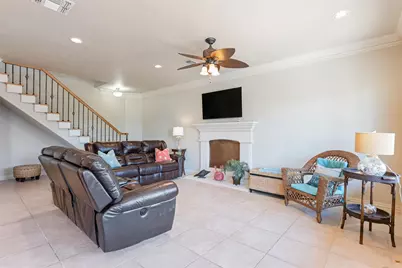 110 Ocean View Drive, Port Bolivar, TX 77650 - Photo 7