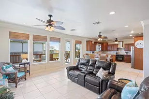 110 Ocean View Dr, Port Bolivar, TX 77650 - Photo 9