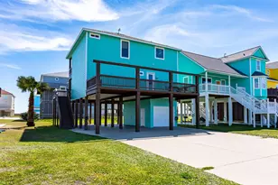 110 Ocean View Dr, Port Bolivar, TX 77650 - Photo 3