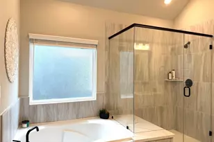 5614 Green Rise Ln, Houston, TX 77091 - Photo 13