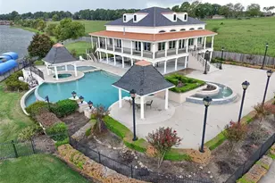 10923 Decatur St, Willis, TX 77318 - Photo 7