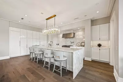 6017 Memorial Drive #406, Houston, TX 77007 - Photo 9