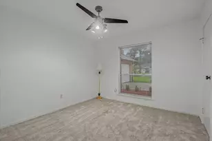139 Spanish Moss Ln, Lake Jackson, TX 77566 - Photo 23