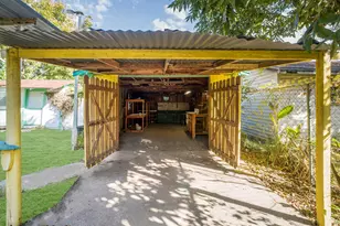 7135 Ave E, Houston, TX 77011 - Photo 29