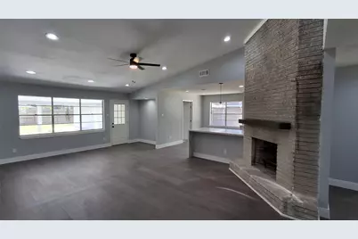 7807 Bellerive Dr Drive, Houston, TX 77036 - Photo 7