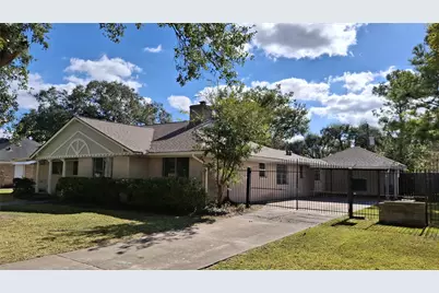 7807 Bellerive Dr Drive, Houston, TX 77036 - Photo 3
