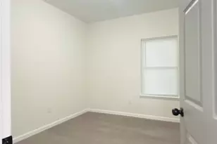 9719 Pelsey St, Houston, TX 77029 - Photo 3