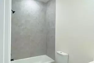 9719 Pelsey St, Houston, TX 77029 - Photo 5