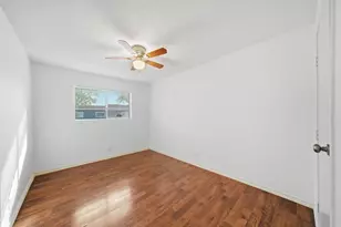 11002 Hammerly Blvd, Houston, TX 77043 - Photo 17