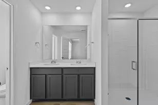 956 Green Vines Ln, Houston, TX 77091 - Photo 13