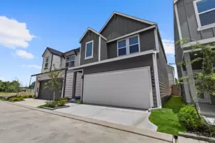 956 Green Vines Ln, Houston, TX 77091 - Photo 1