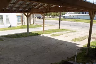 404 S Lasalle St, Navasota, TX 77868 - Photo 5