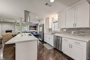 3906 Beggs St, Houston, TX 77009 - Photo 7