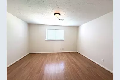 9706 Crestdale Circle, Houston, TX 77080 - Photo 17