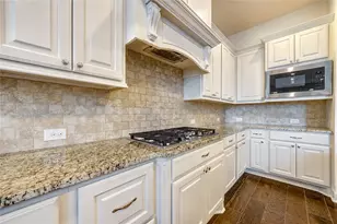 28214 Evergreen Cove Ln, Fulshear, TX 77441 - Photo 9