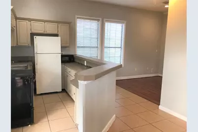 543 W 27th Street #E, Houston, TX 77008 - Photo 3